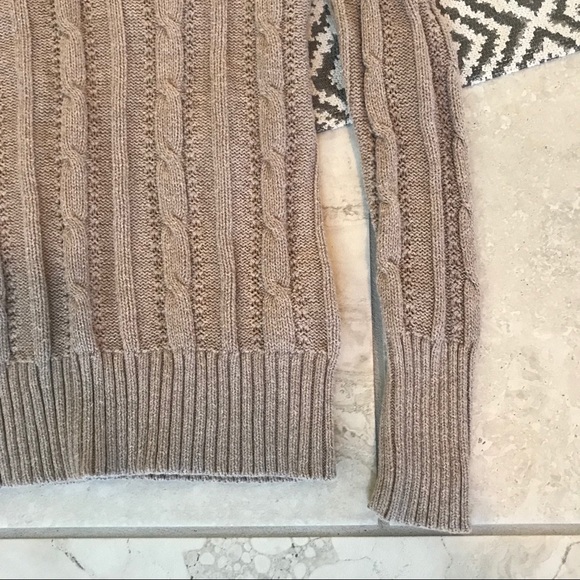 Old Navy Cable Knit Sweater - Picture 4 of 4